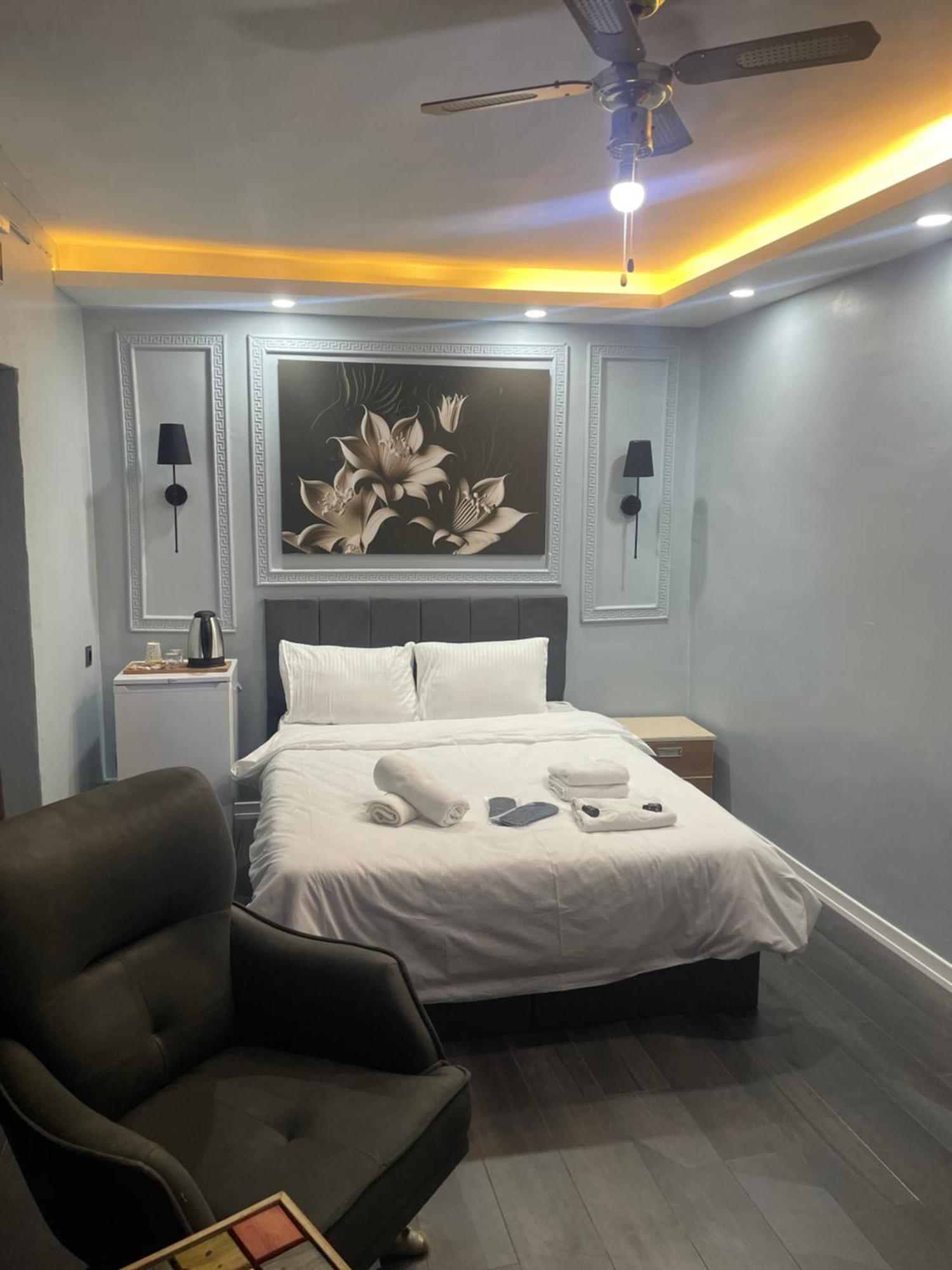 Kiyi Butik Otel Mimarsinan Luaran gambar