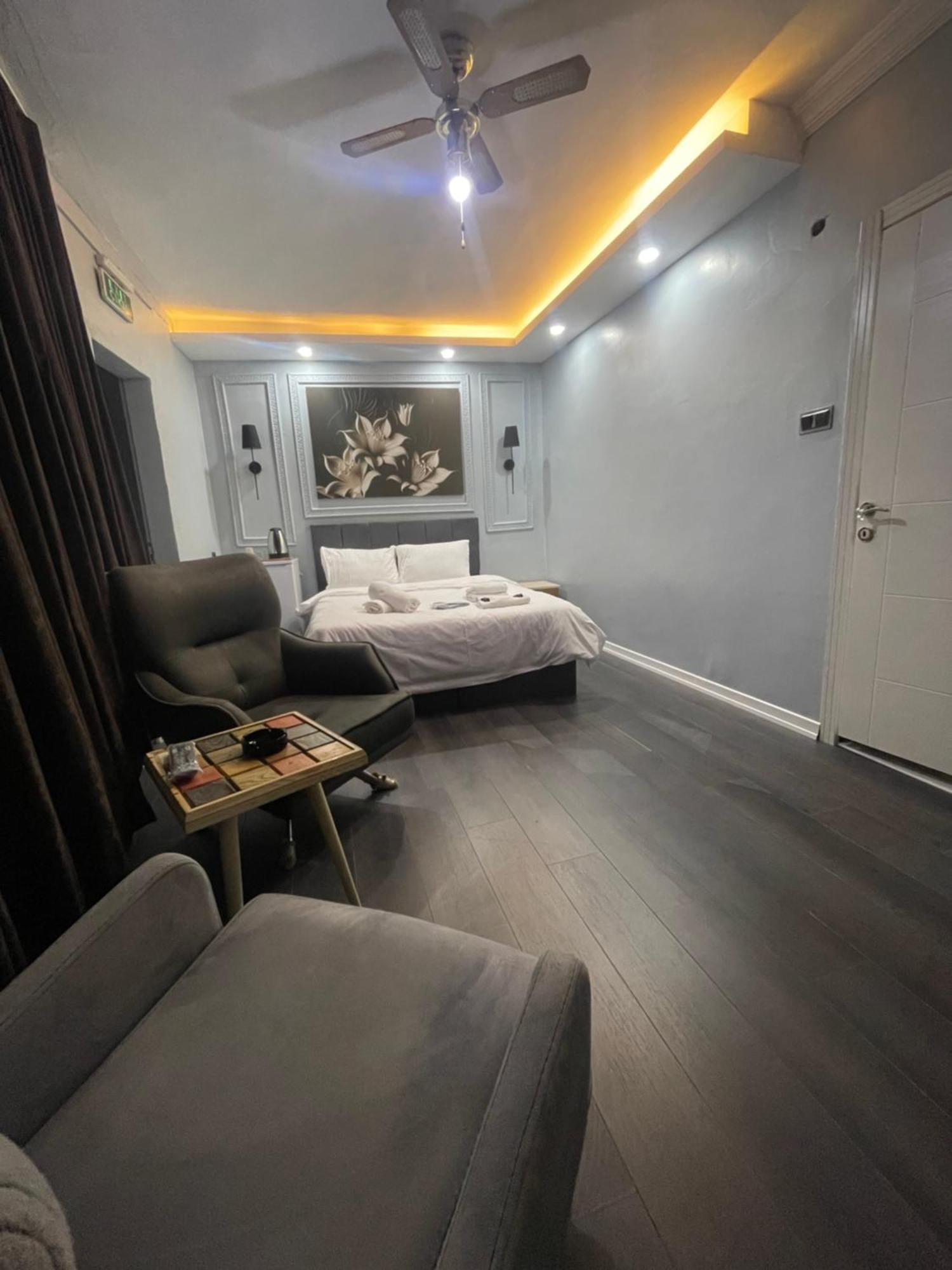 Kiyi Butik Otel Mimarsinan Luaran gambar